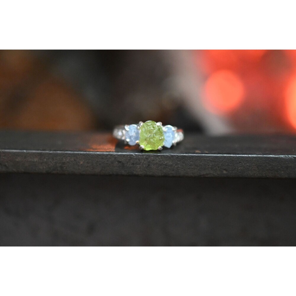 Rough Peridot Tanzanite Engagement Ring Promise Wedding Band Solid Sterling Silv - Picture 1 of 4